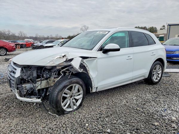 2020 AUDI Q5 quattro Premium