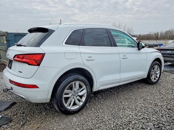 2020 AUDI Q5 quattro Premium
