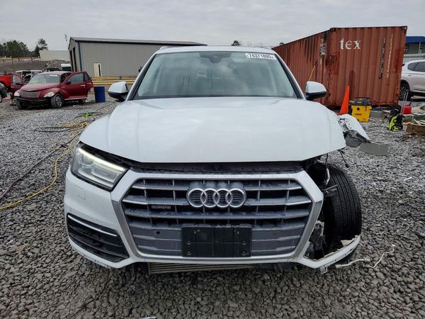 2020 AUDI Q5 quattro Premium