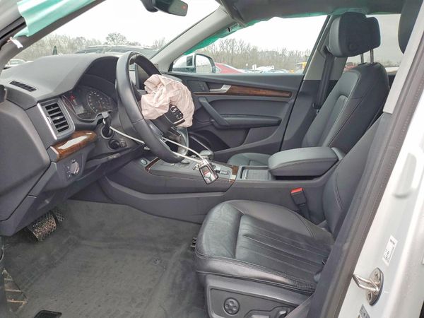 2020 AUDI Q5 quattro Premium