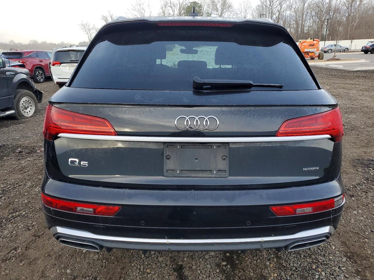 2023 AUDI Q5 S Line quattro Premium