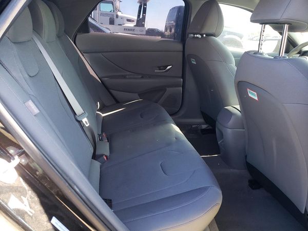 2025 HYUNDAI ELANTRA SE — PSRS