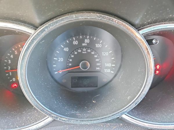 2013 KIA SORENTO Base / LX