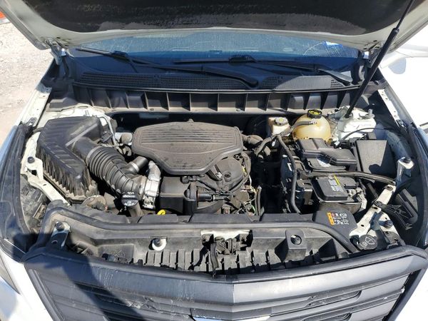 2019 CADILLAC XT5 Luxury — Engine bay