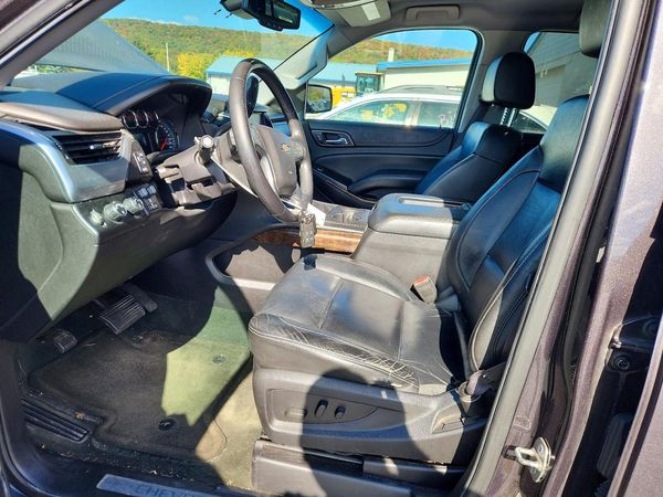 2015 CHEVROLET TAHOE LT — DENT