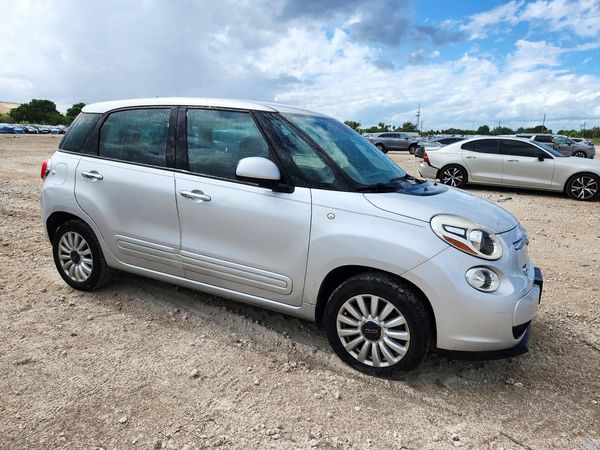 2017 FIAT 500 POP — Passenger 3/4