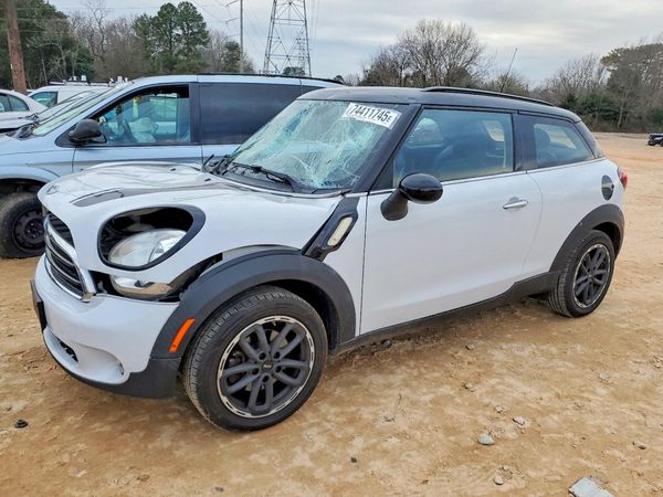 2015 MINI COOPER