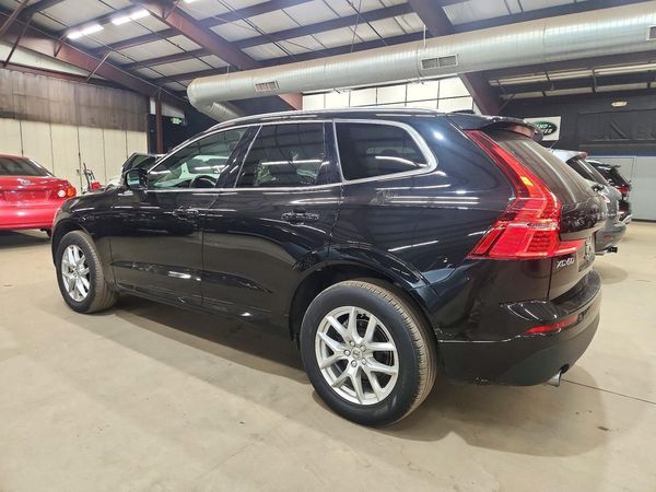 2021 VOLVO XC60 Momentum — DSRA