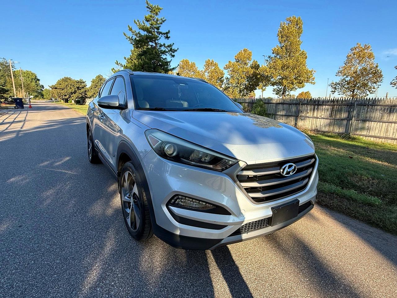 2016 HYUNDAI TUCSON