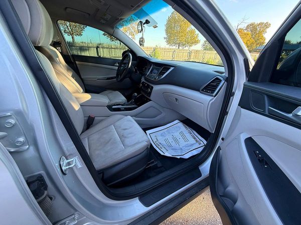 2016 HYUNDAI TUCSON