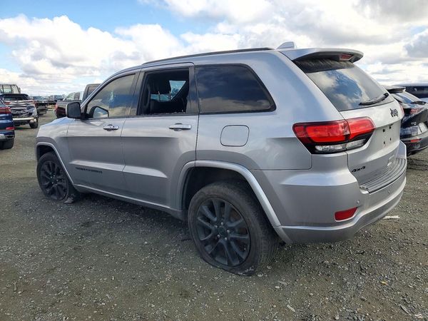 2018 JEEP GRAND CHEROKEE Laredo — DSRA