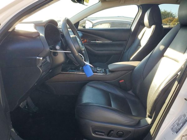 2021 MAZDA CX-30 Premium Plus Package — DENT