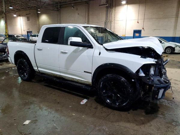 2014 RAM 1500 Sport — Passenger 3/4