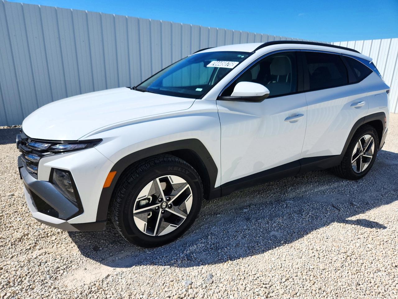 2025 HYUNDAI TUCSON SEL — Front 3/4