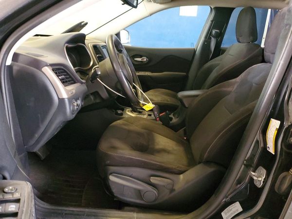 2016 JEEP GRAND CHER Latitude/Longitude/North — DENT