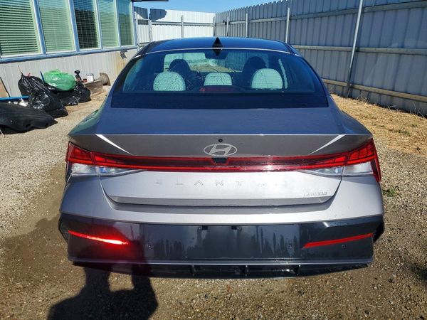 2024 HYUNDAI ELANTRA Limited — DIRR
