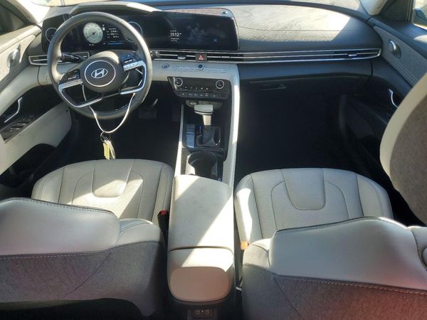 2024 HYUNDAI ELANTRA Limited — CKPT