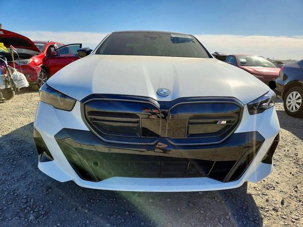 2025 BMW I5