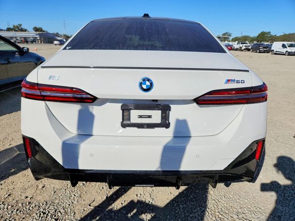 2025 BMW I5