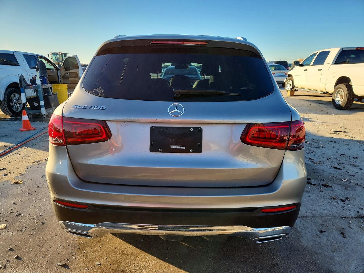 2020 MERCEDES-BENZ GLC GLC300