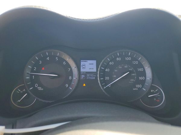 2017 INFINITI Q70