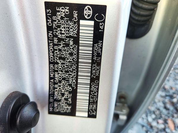 2013 TOYOTA PRIUS — VINS