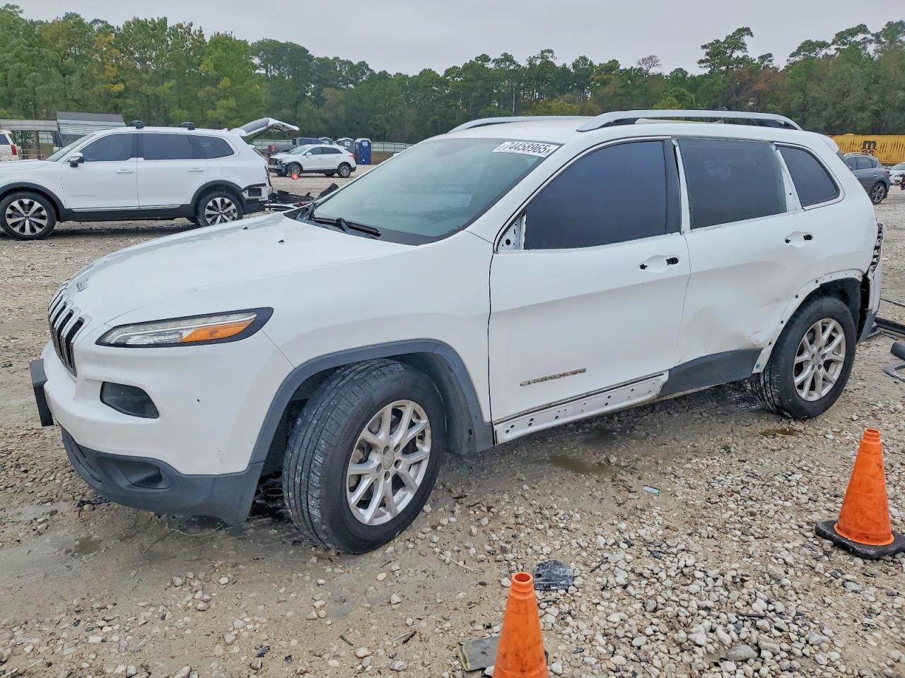 2017 JEEP CHEROKEE LATITUDE FWD