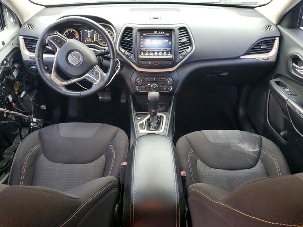 2017 JEEP CHEROKEE LATITUDE FWD