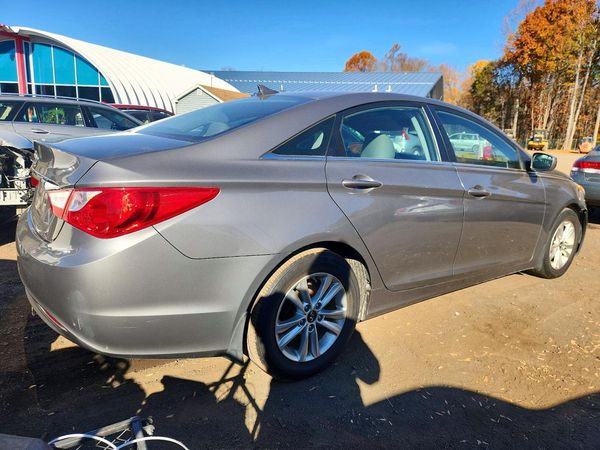 2012 HYUNDAI SONATA Middle-low level — PSRA