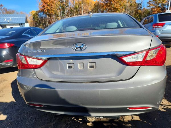 2012 HYUNDAI SONATA Middle-low level — DIRR