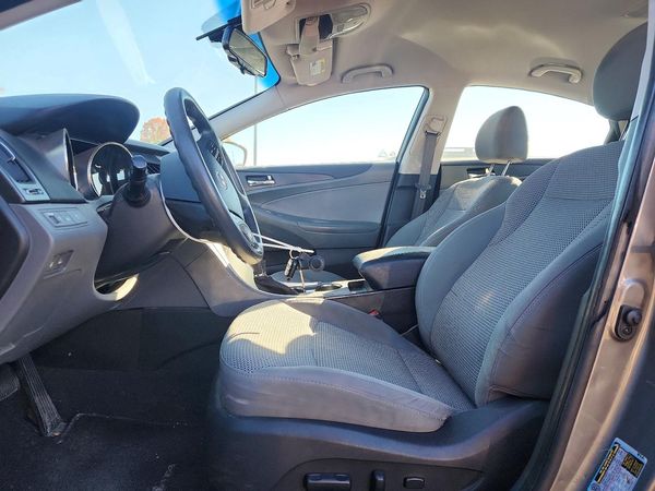 2012 HYUNDAI SONATA Middle-low level — DENT