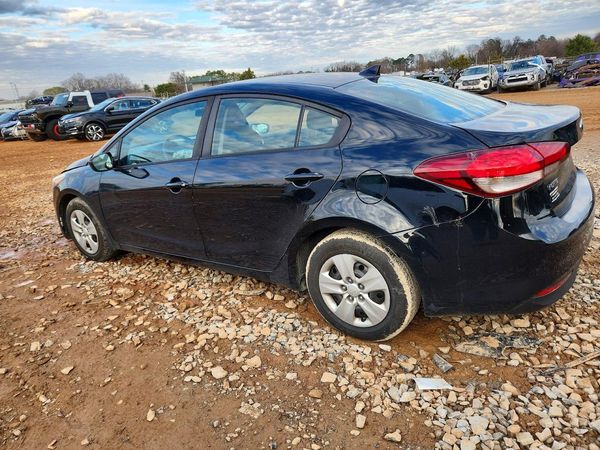 2017 KIA FORTE