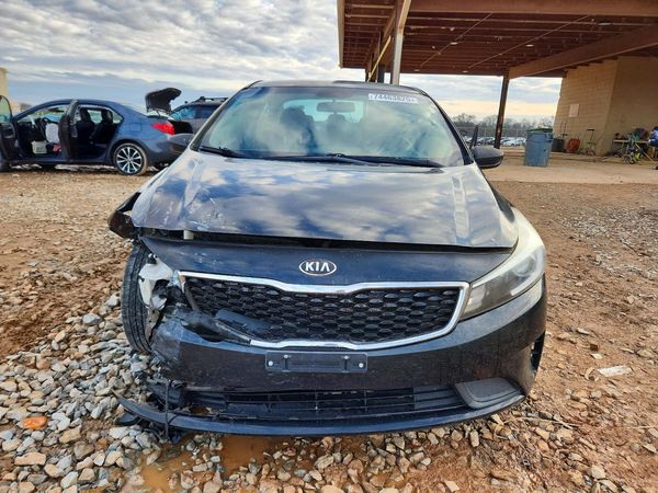 2017 KIA FORTE