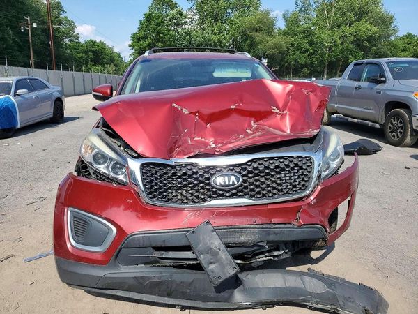2017 KIA SORENTO L, LX