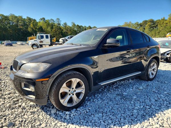 2014 BMW X6 xDrive35i — Front 3/4