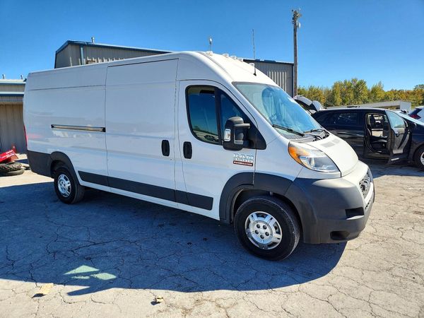 2021 RAM PROMASTER 3500 — Passenger 3/4