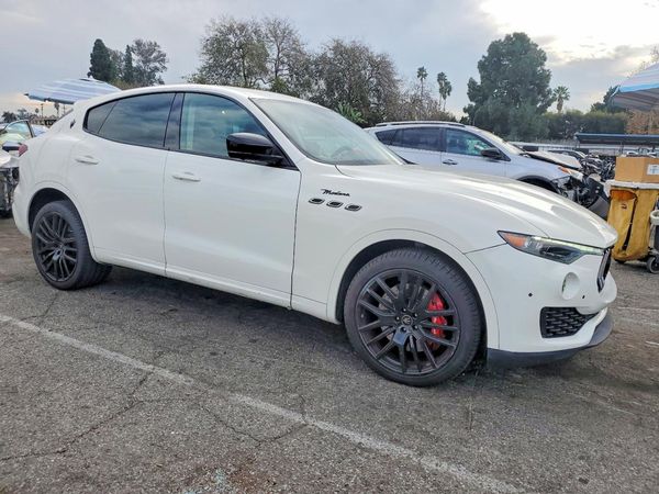 2023 MASERATI LEVANTE