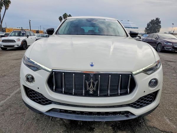 2023 MASERATI LEVANTE