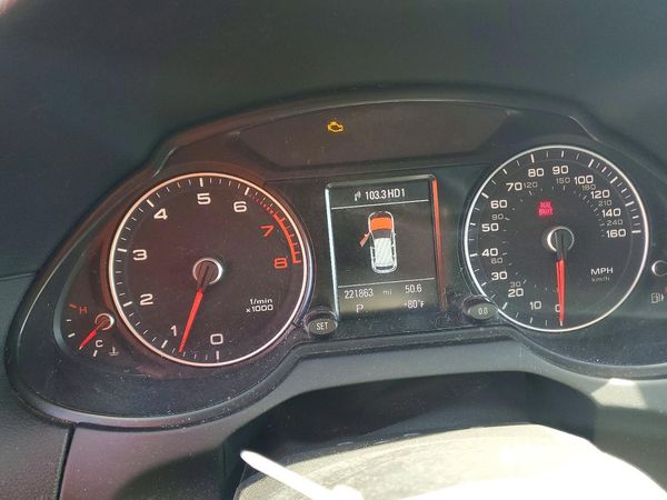 2013 AUDI Q5 Premium Plus — ODOM
