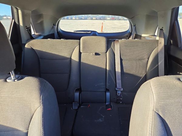 2015 KIA SORENTO GL — SUVN