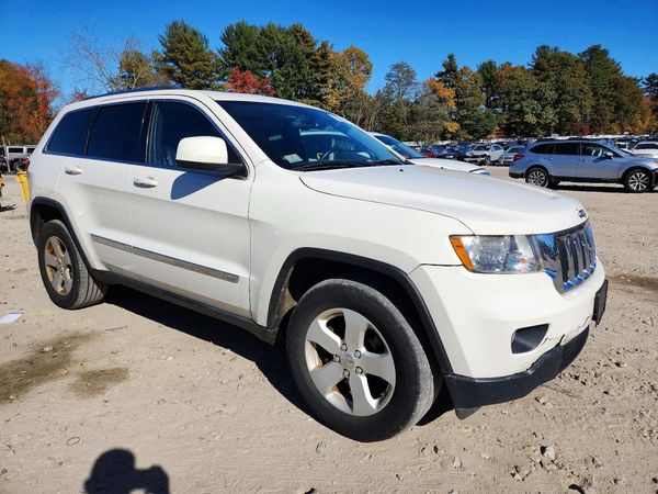 2012 JEEP CHEROKEE LAREDO 4X4 — Passenger 3/4