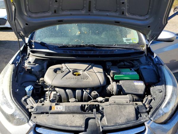 2015 HYUNDAI ELANTRA GLS(Middle) — Engine bay