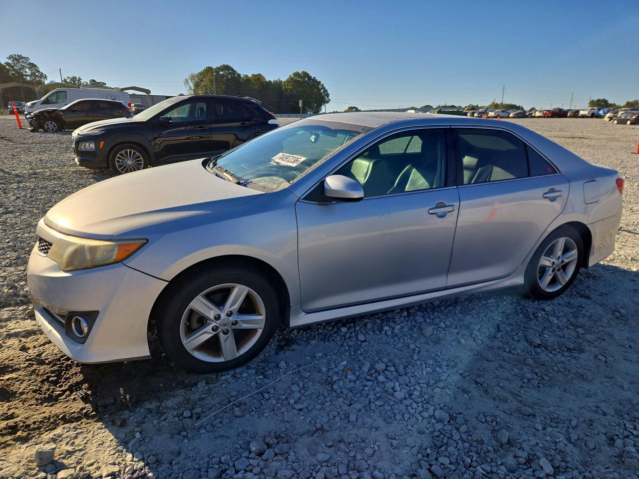 2012 TOYOTA CAMRY — Front 3/4
