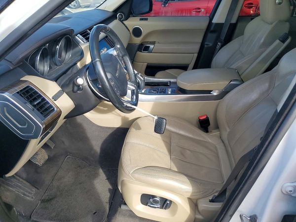 2016 LAND ROVER RANGEROVER HSE — DENT