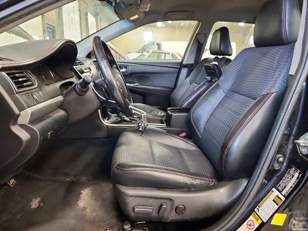 2015 TOYOTA CAMRY — DENT