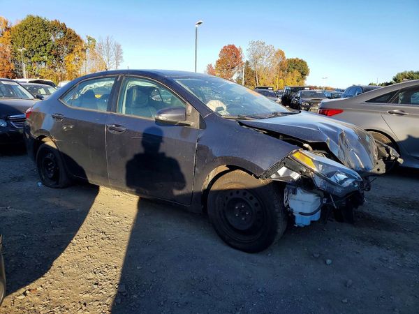 2015 TOYOTA COROLLA L/LE — Passenger 3/4