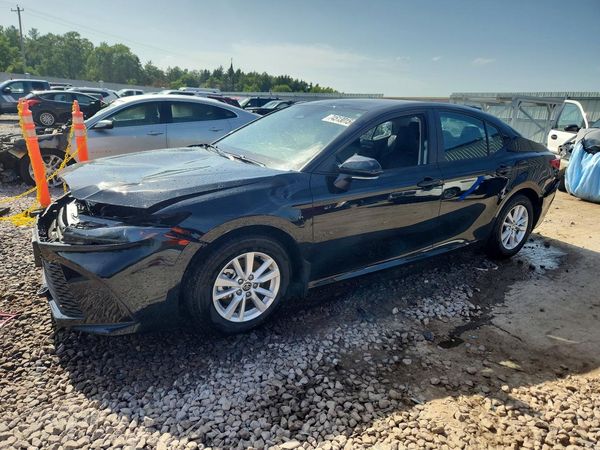 2026 TOYOTA CAMRY