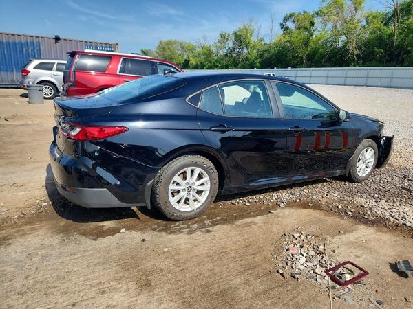 2026 TOYOTA CAMRY
