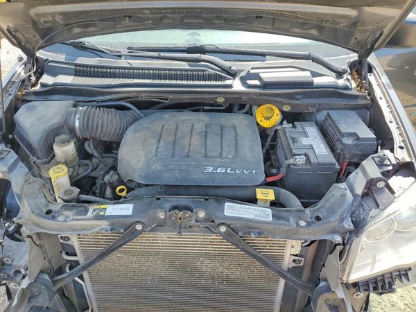 2016 DODGE GRAND CARAVAN SE