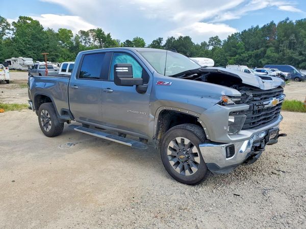 2025 CHEVROLET SILVERADO LT